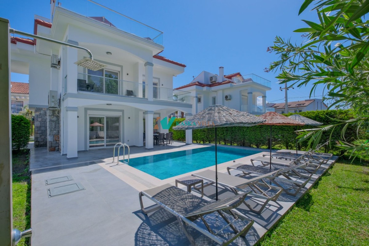 Villa Almira 1