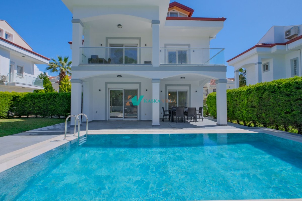 Villa Almira 1