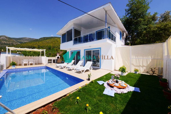 Villa Alaca 2