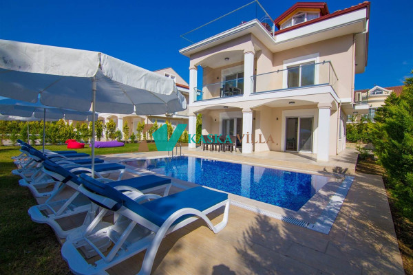Villa Almira 2