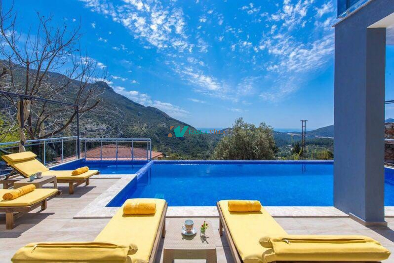 Villa Best