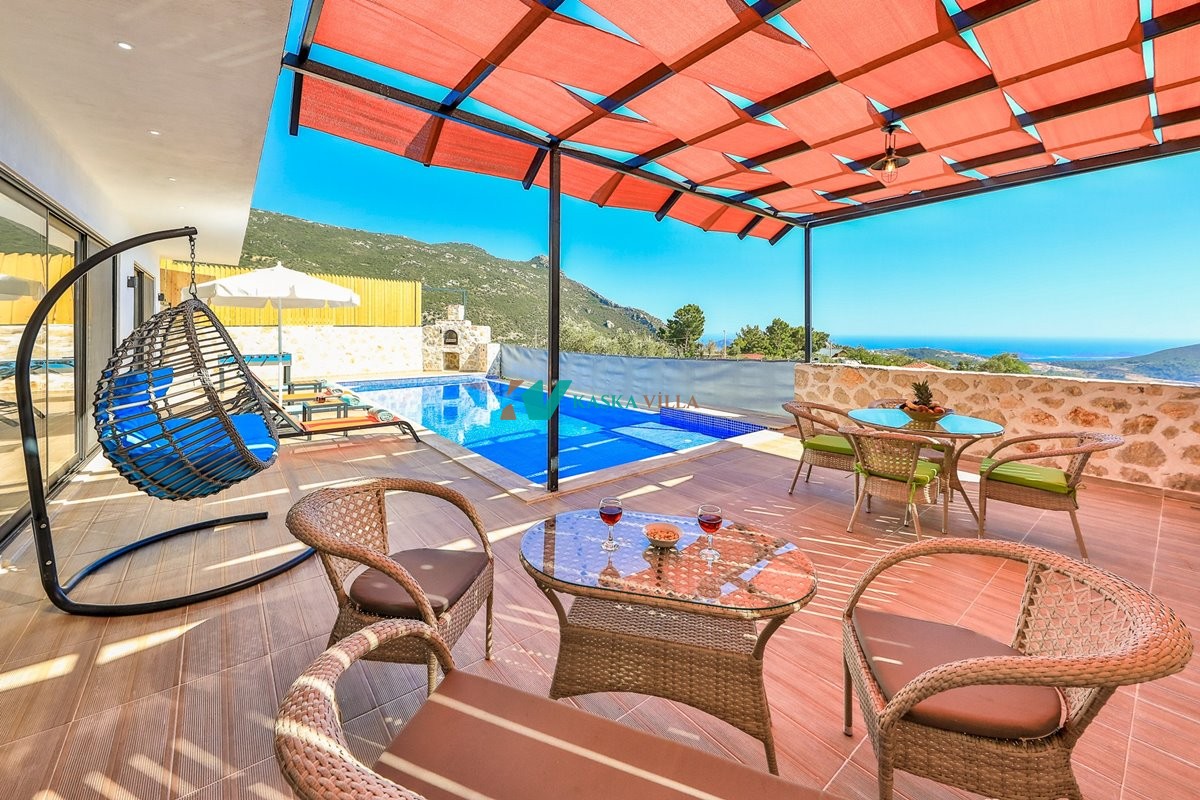 Villa Antik 2