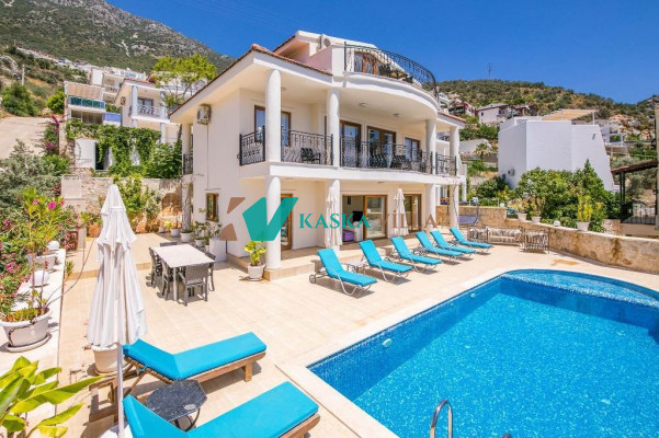 Villa Alternatif