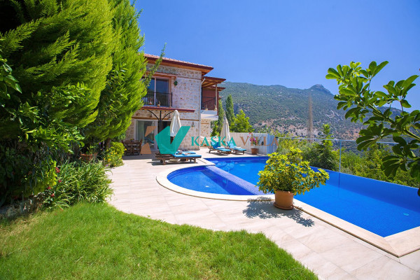 Villa Niraya