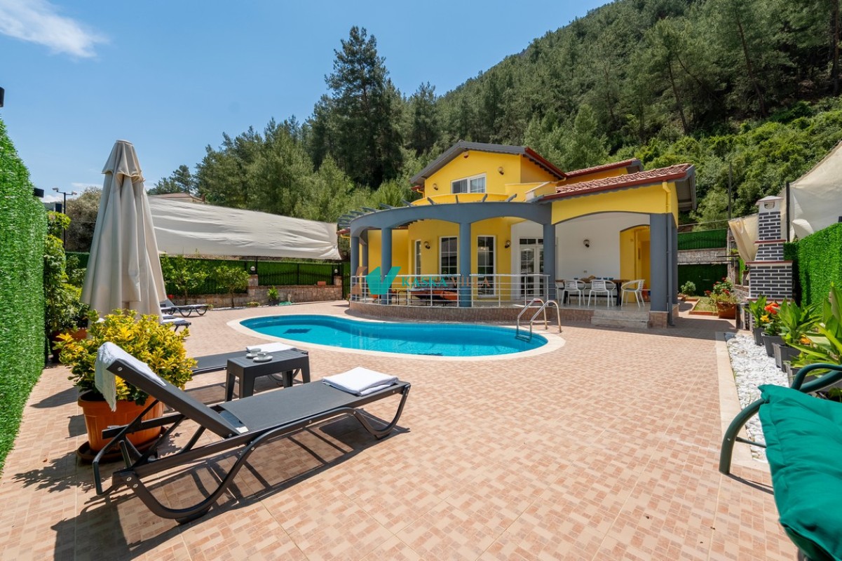 Villa Sarı Yaz